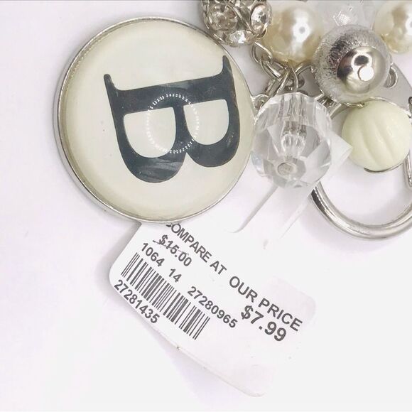 Sleek Silver and White Inital B Keychain  Accessory - Picture 4 of 5